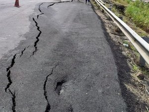 Trecho da Rodovia AL-220 continua interditado