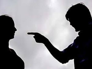 Mulher relata ameaça mas desiste de denunciar agressor