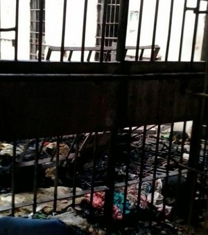 Tumulto: presos tocam fogo em colchões por falta de visitas