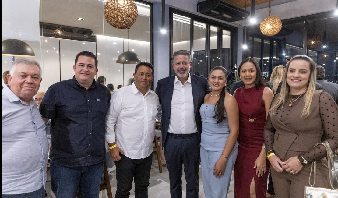 Arthur Lira reforça defesa do municipalismo durante Marcha dos Prefeitos em Brasília