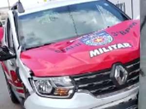[Vídeo] Viatura do 3º BPM  se envolve em acidente no municipio de Arapiraca
