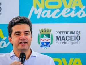 Rui anuncia pavimentação e construção de creche na Cidade Universitária 