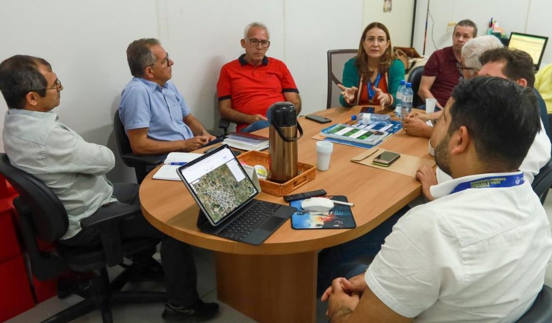 Reunião sobre o plano diretor estuda revisão de área do Cinturão Verde de Arapiraca