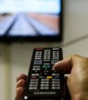 Número de assinantes de TV paga continua a cair por causa da crise econômica