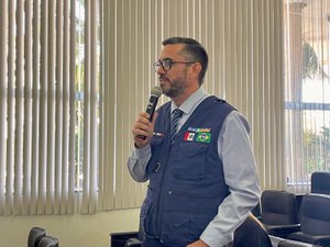 Leonardo Dias cobra aplicação de lei após pichação da Associação Comercial