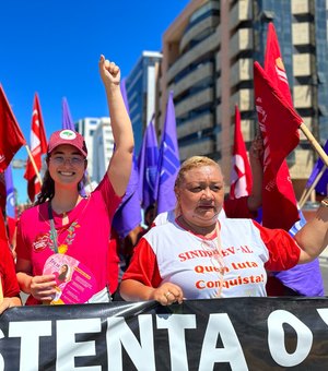 Teca Nelma participa de mobilização por justiça fiscal e direitos trabalhistas nesta sexta (8)