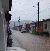 Chuvas provocam alagamentos em Matriz de Camaragibe