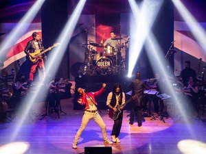 Cantor fala da experiência em interpretar Freddie Mercury nos palcos