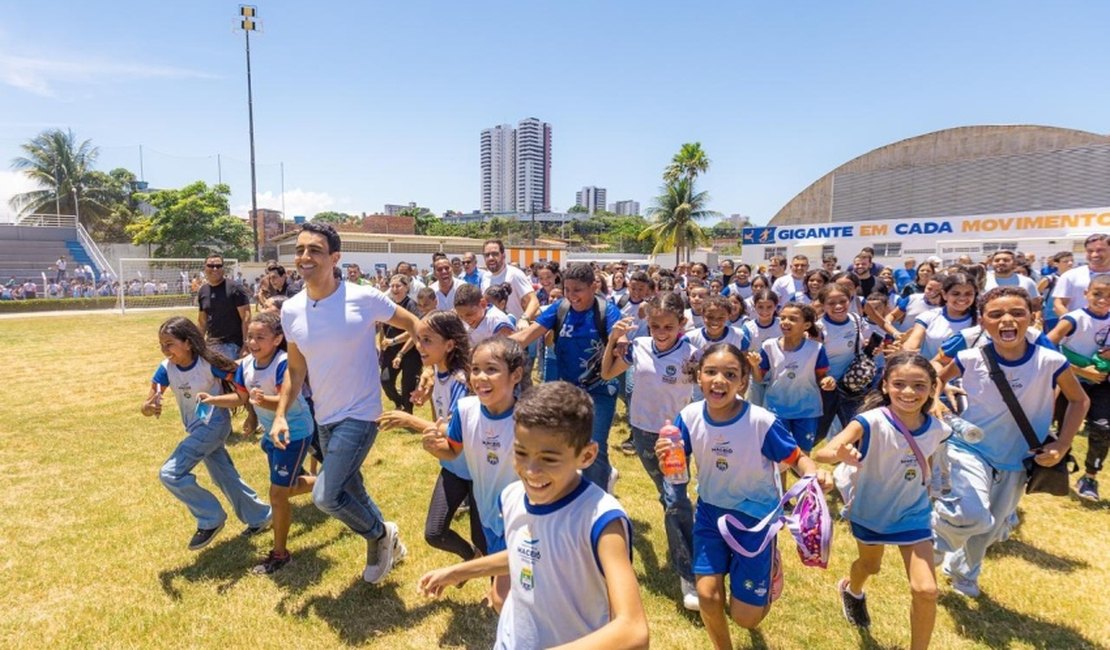 JHC entrega Gigantão, um marco na história do esporte e educação em Alagoas