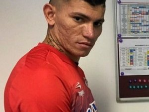 'Não tenho muitos amigos. A maioria morreu ,' diz zagueiro do Náutico, ex-traficante. 