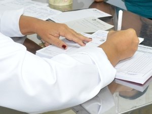 Plano de saúde deve pagar R$ 2 mil a cliente que não conseguiu atendimento médico