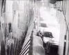 Adolescente escapa de sequestro após pular de carro em movimento no Rio de Janeiro