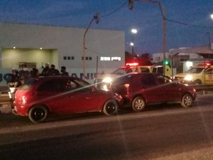 Com sinais de embriaguez, motorista provoca acidente em Arapiraca