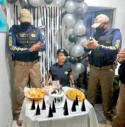 Guardas Municipais fazem surpresa durante festa de aniversário de criança