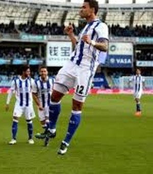 Alagoano Willian José brilha no Real Sociedad, Barcelona goleia e Real Madrid lídera