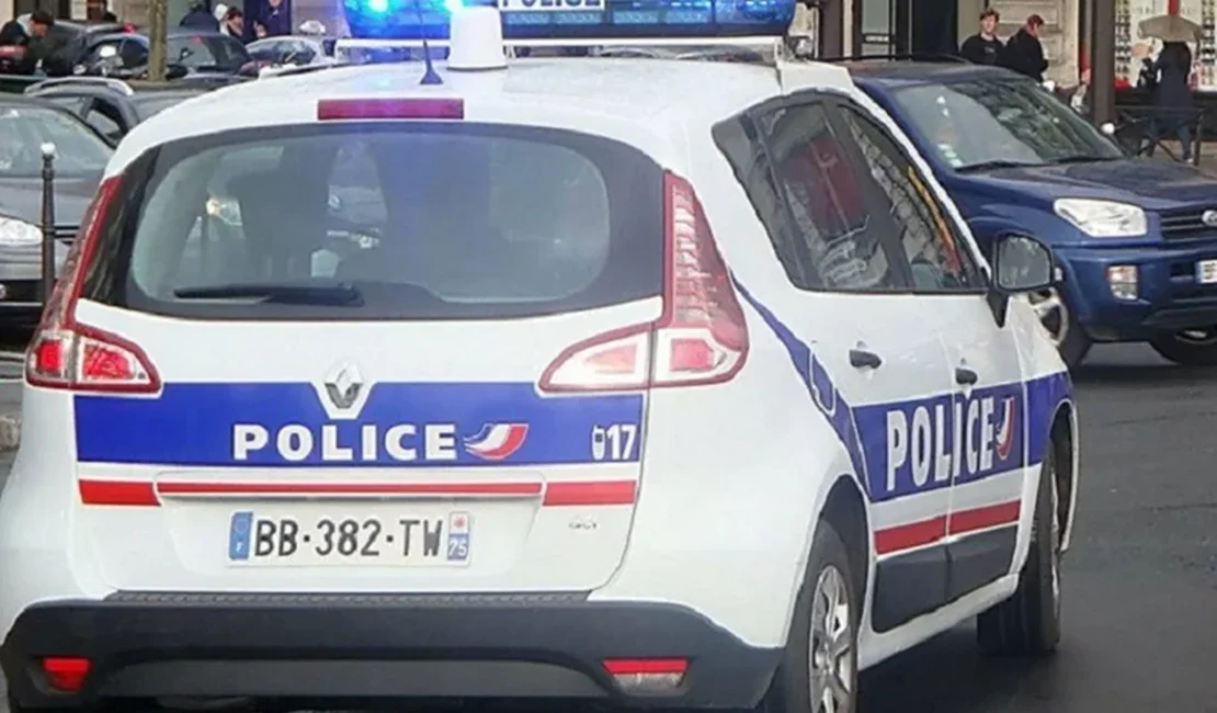 França: 11 suspeitos são presos de morte de militante de ultradireita