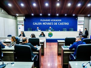 Câmara encerra semestre com 100 projetos aprovados e mais de duas mil indicações