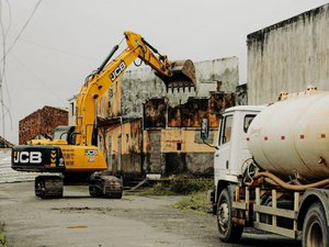Prédios condenados pela Defesa Civil de Maceió serão demolidos