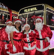 Ônibus de Maceió recebem decoração natalina neste fim de ano