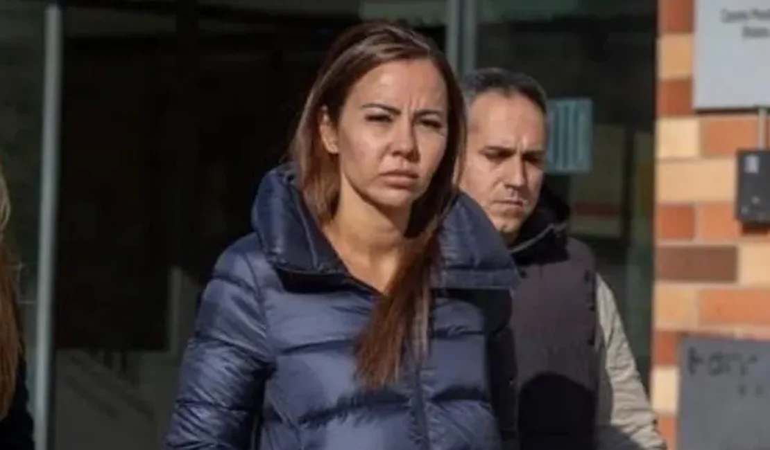Ex-mulher de Daniel Alves revela arrependimento em defender o jogador em caso de estupro