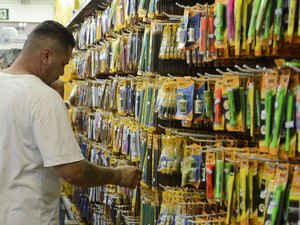 Preço do material escolar em Alagoas tem variação de até 30%