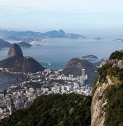 Bala perdida mata menina em morro no centro do Rio de Janeiro