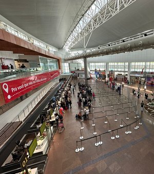 Assembleia geral decide pela suspensão da greve dos controladores de voo