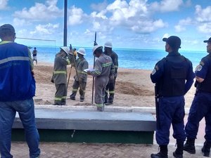 Secretaria e donos de barracas se reúnem para discutir uso de energia e água na orla