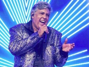 Sidney Magal transforma sucessos em ritmo de Carnaval