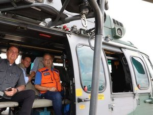 'Lamentamos as mortes', diz Bolsonaro após sobrevoo em SP