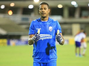 Recuperado de lesão, goleiro Mota volta ao time do CSA no clássico com o ASA