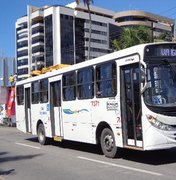 Rodoviários da empresa São Francisco atrasam saída dos ônibus da garagem