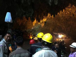 9 dias depois, meninos presos em caverna na Tailândia são encontrados