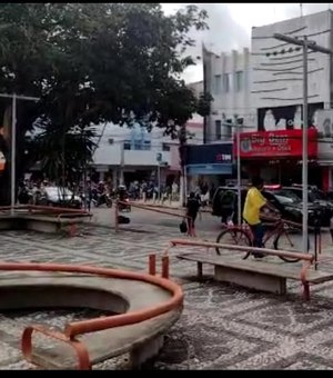 [Vídeo] Homem é detido com celular sem nota fiscal em Arapiraca