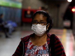 Após mudança no método, Brasil registra 433 casos suspeitos de coronavírus