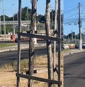 Óleo na pista causa transtornos na rotatória do Parque dos Caetés, em Maceió