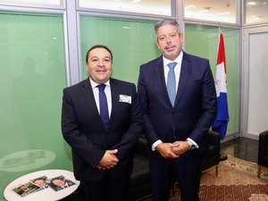 Representante de São Sebastião se reúne com presidente da Câmara dos Deputados para avançar em demandas da cidade