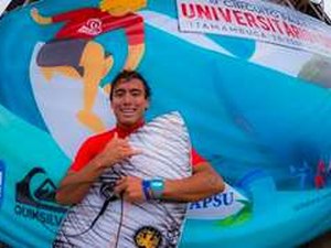 Tricampeão paulista de surf morre aos 23 anos de idade
