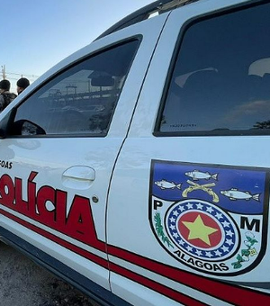 Motociclista é preso com cocaína ao tentar fugir de abordagem no Jacintinho