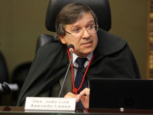 Fiscais de renda devem retornar à prisão por crime contra a ordem tributária