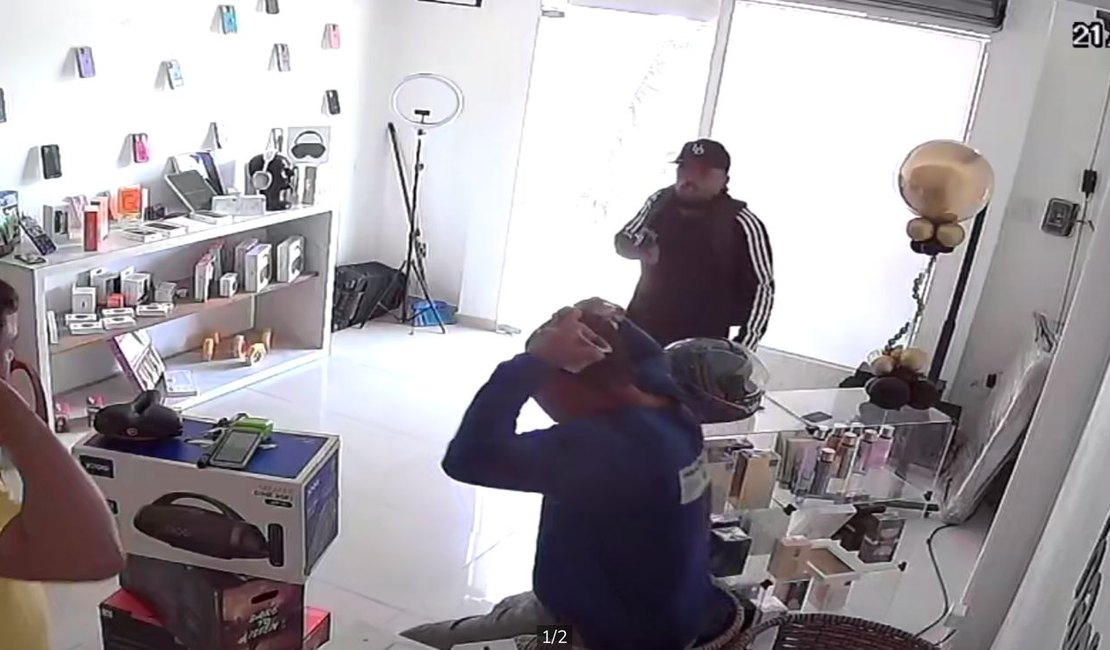 Jovem comerciante se revolta com roubo em loja na parte alta de Maceió