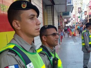 Cerca de 70 militares iniciam policiamento nos centros comerciais de Maceió 