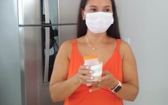 A fisioterapeuta Danielle Barbosa é doadora do leite humano pela primeira vez