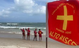 Corpo achado boiando na Praia de Ipioca era de pescador