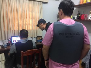 PC encontra material pornográfico de crianças em computadores de presos