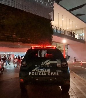 Mulher é atingida por tiro e morre em shopping de Fortaleza