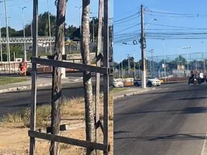 Óleo na pista causa transtornos na rotatória do Parque dos Caetés, em Maceió