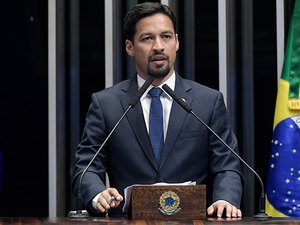 “Lutei para proteger os mais vulneráveis” diz Rodrigo Cunha sobre reforma da previdência