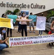 Professores aprovados em concurso de Teotônio Vilela realizam protesto e cobram nomeação