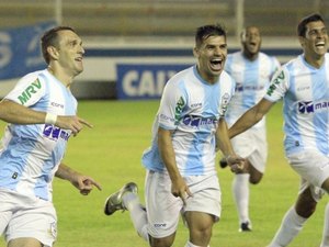 Macaé tem atuação de gala, goleia o CRB por 4 a 0